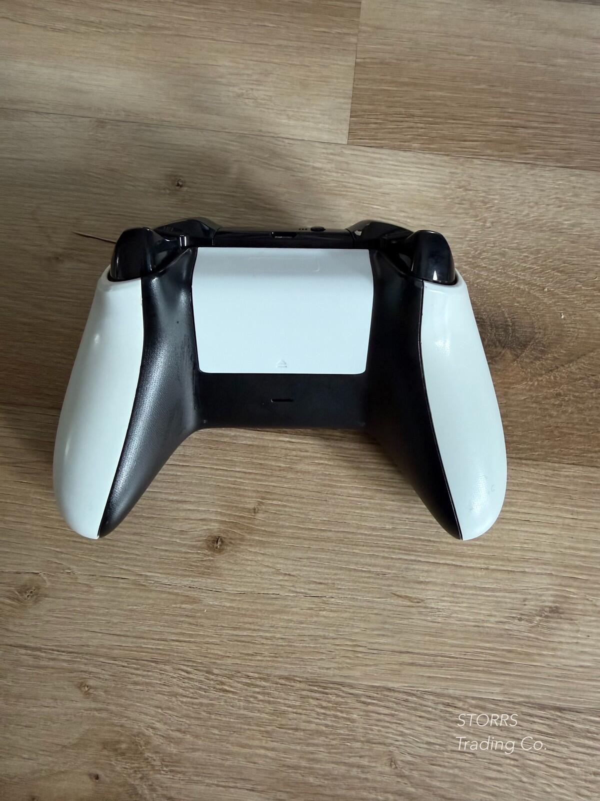 Xbox one controller