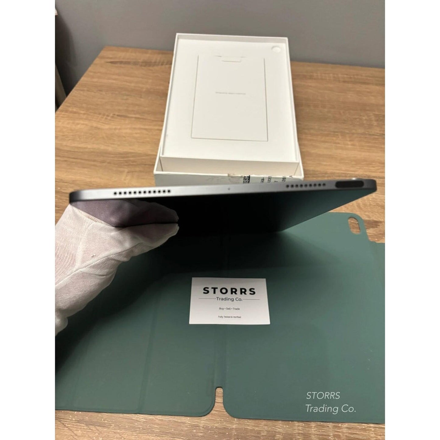 Apple iPad Air 4th Generation (2022)
